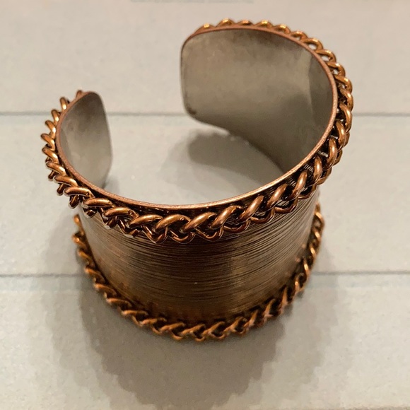 Mango goldtone cuff bracelet - Picture 2 of 9